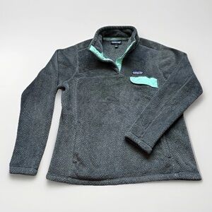 Patagonia Women’s Charcoal Fleece Pullover with Mint Accent